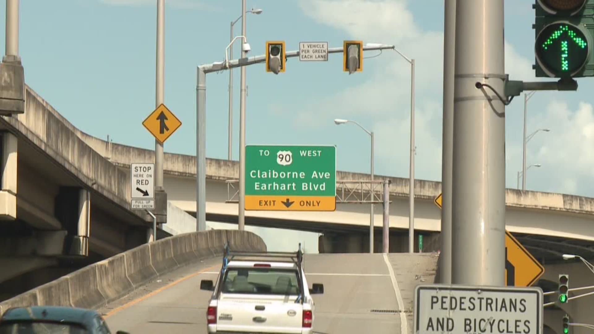 Rush hour will be flowing a little differently once the new on-ramp traffic signals along the Pontchartrain Expressway become activated, starting Tuesday July 19.