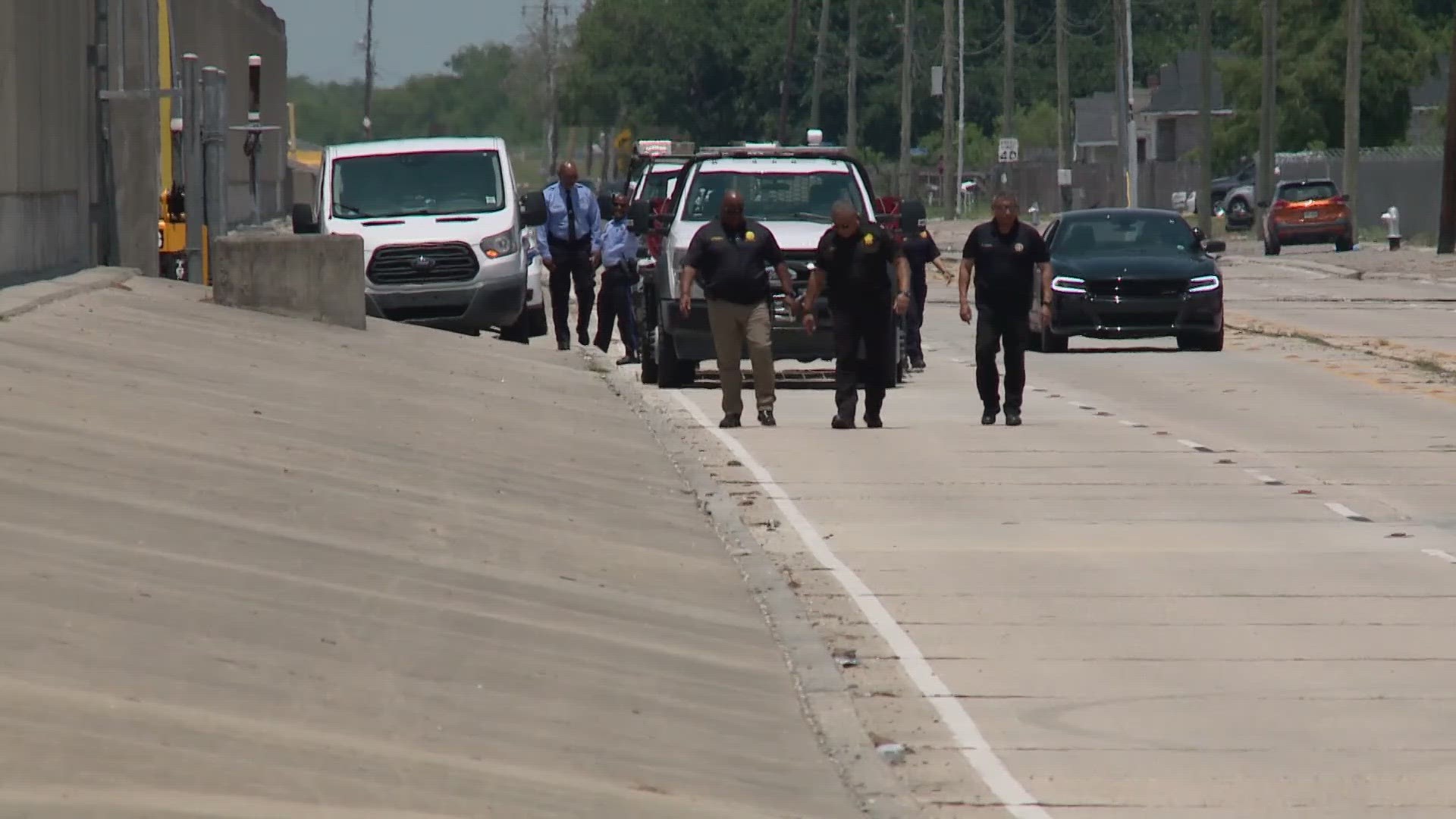 New Orleans Police were on the scene at Lincoln Beach Friday afternoon where they found a man's body.