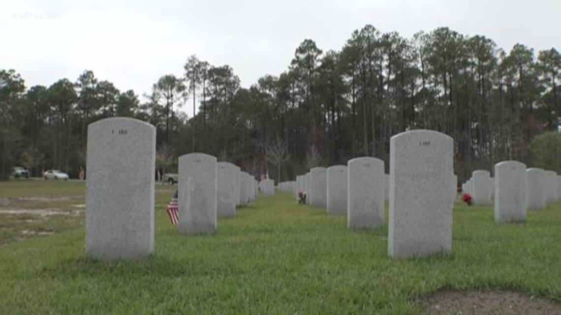 Veterans with no known families honored at Southeast Louisiana Veterans