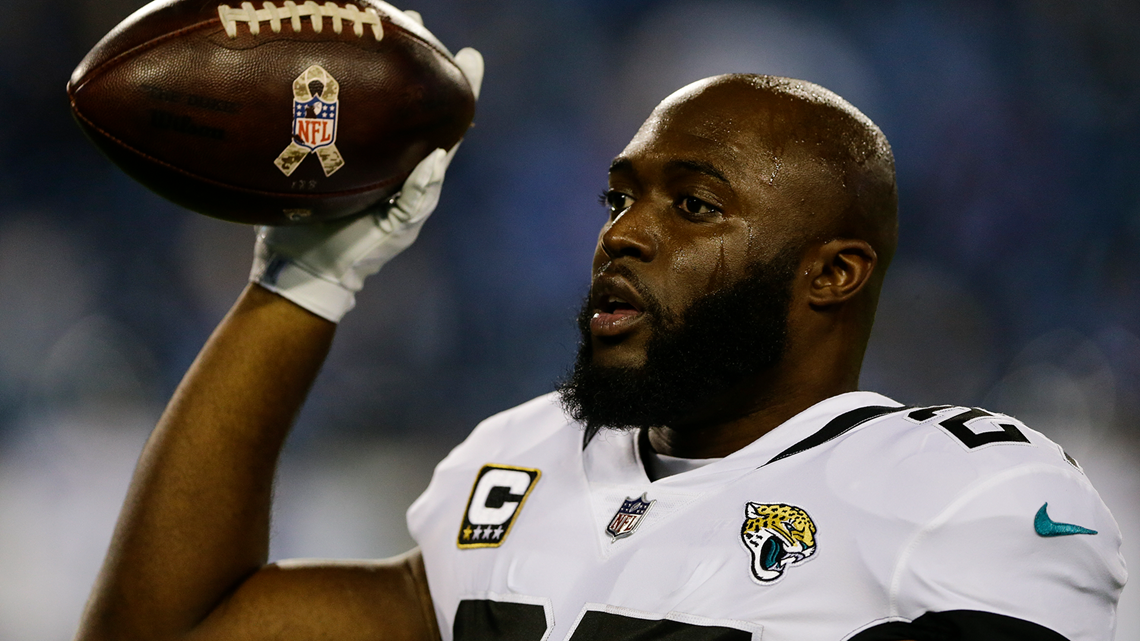 Jaguars' Leonard Fournette says he confronted fan after racial slur, Jacksonville Jaguars