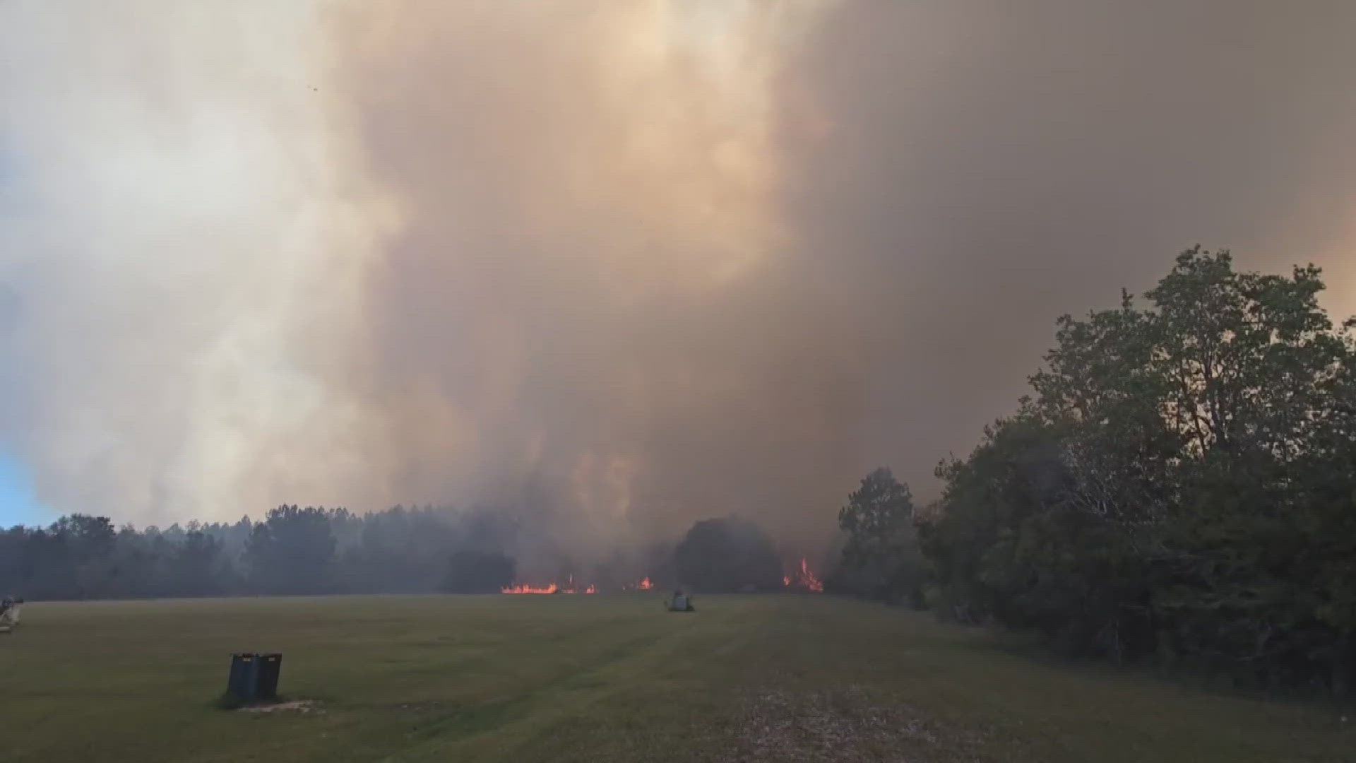 Crews battle large woods fire in St. Tammany Parish | wwltv.com