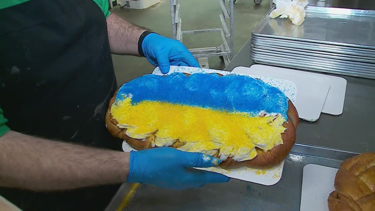 Bakery makes king cakes to raise money for Ukraine aid