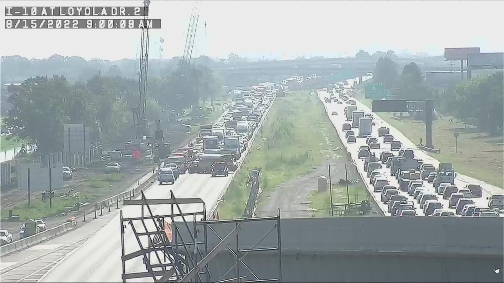 The accident shut down the westbound lanes for a time between the Loyola and Williams exits.