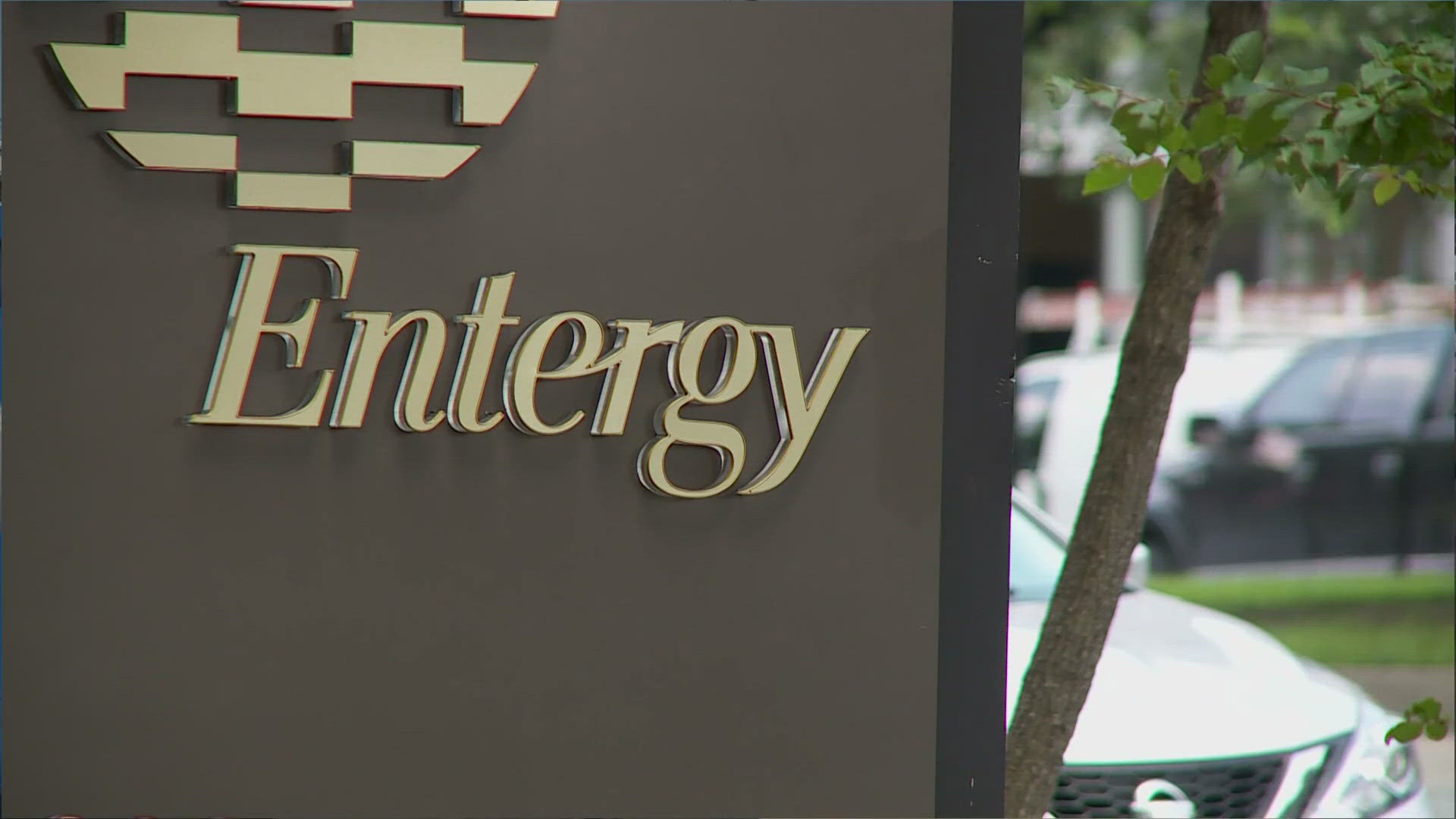 Officials said it expands service to 200K+ customers with no interruptions, adds 100+ new jobs, and builds a stronger Gulf South energy network.