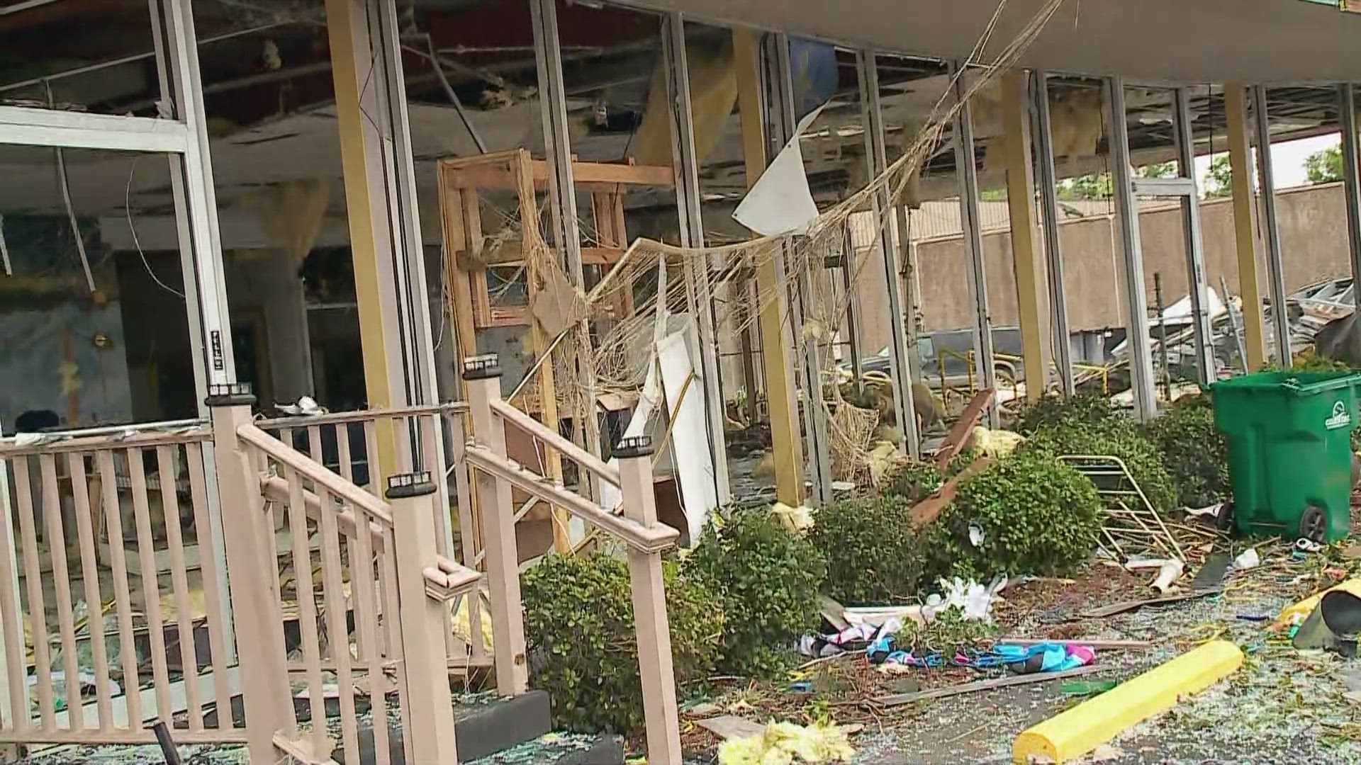 Nobody was hurt after the roof fell in at a Slidell beauty parlor during Wednesday storms