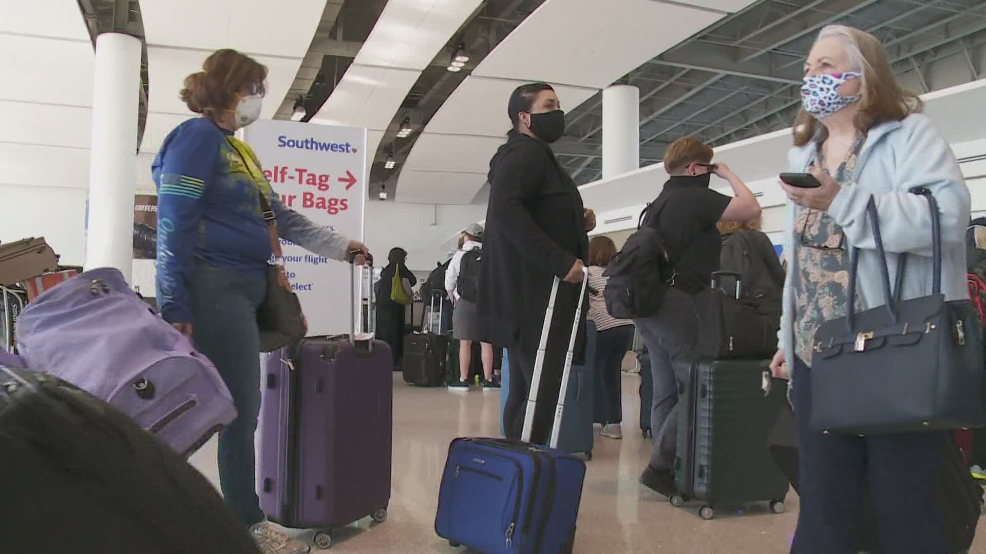 Travelers Get The Green Light As The Cdc Releases New Travel Guidelines Wwltv Com