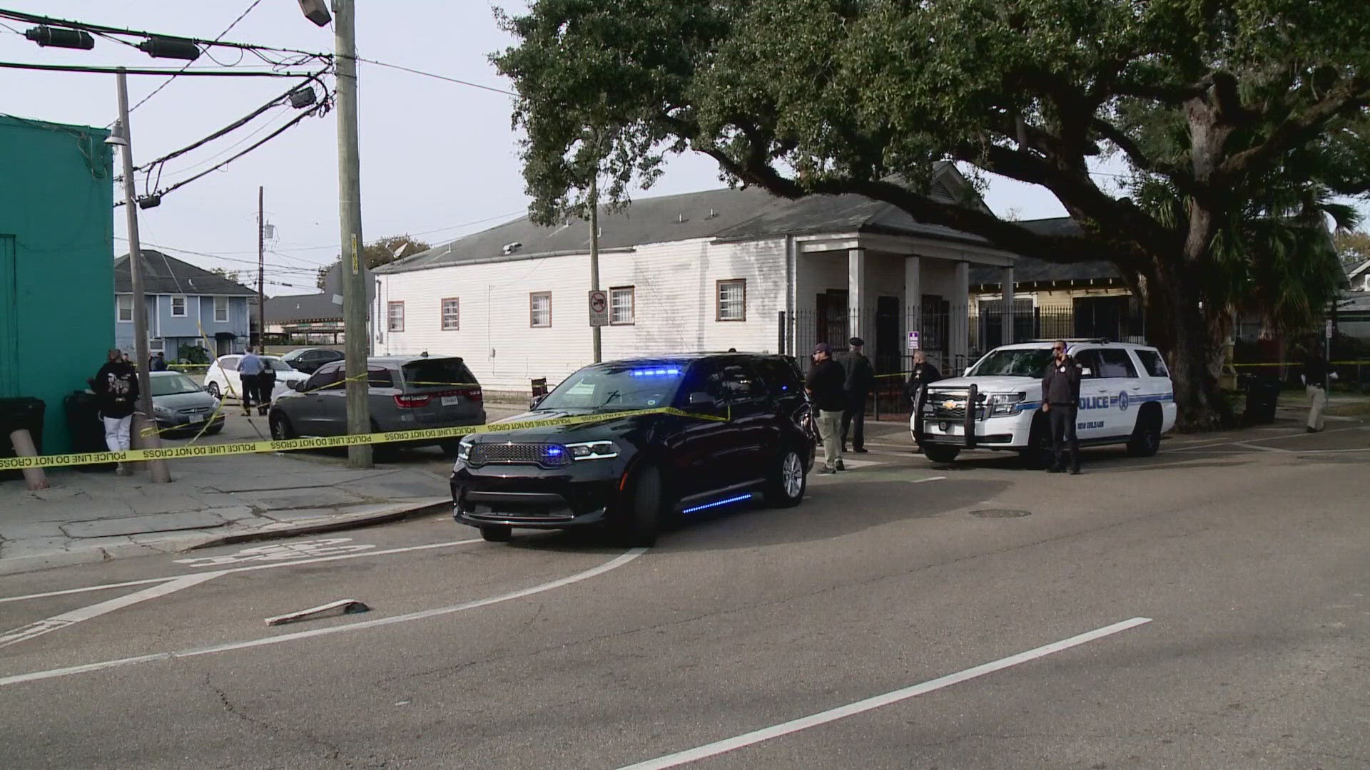 Man found shot to death inside SUV in Fairgrounds area, police say ...