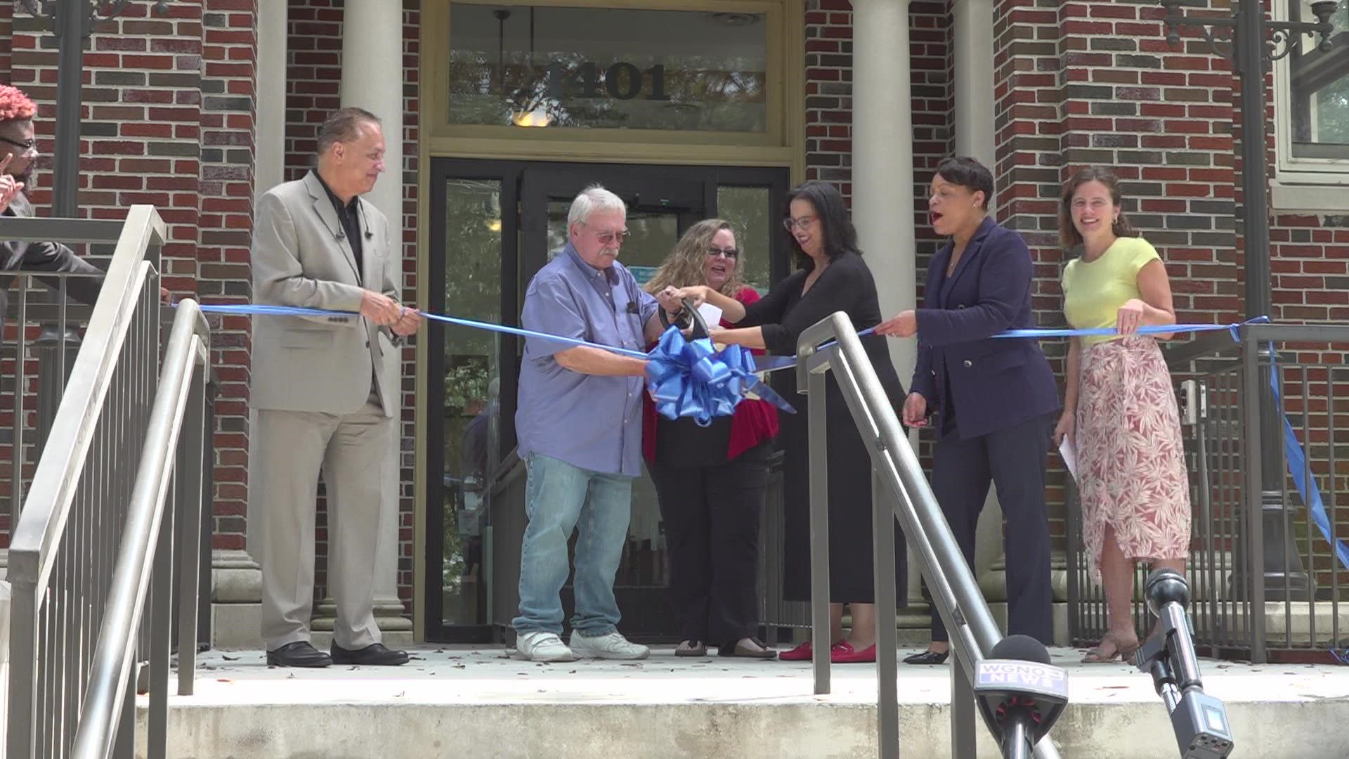 he Nix Library on South Carrollton Avenue is back open, and for the first time in its 92-year-history, anyone can come inside and browse.