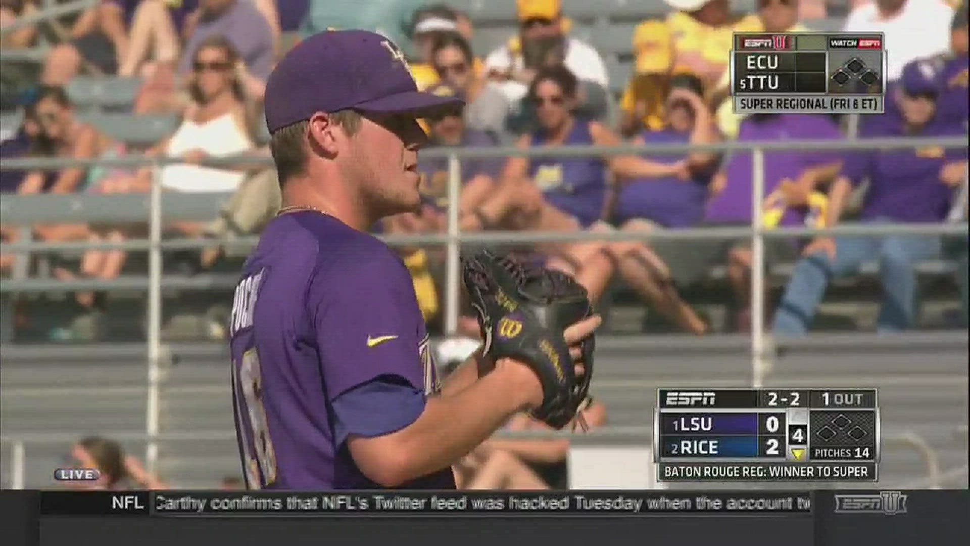 Julius Randle knocks over Tom Thibodeau celebrating Knicks win | New York  Post, image size:1920x1080
