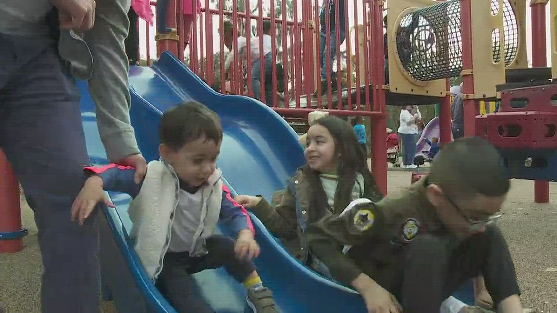 How much water does the average person use at home daily?