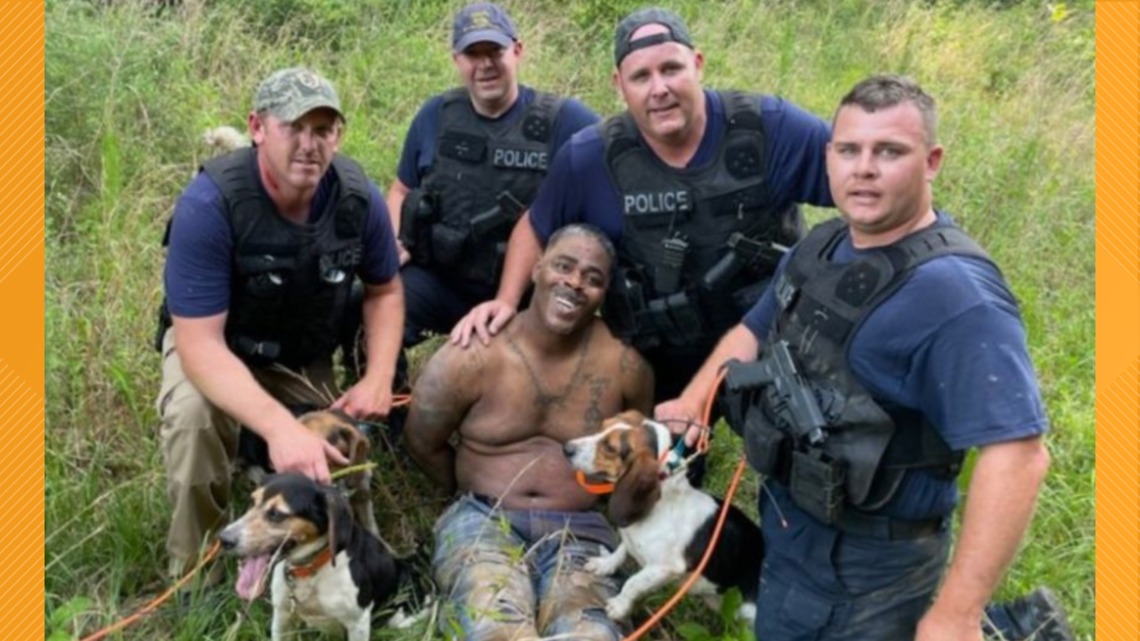 Viral arrest photo draws national attention, no discipline - Vimarsana News