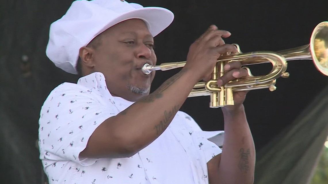 Stackman Callier Facebook City Council to decide if outdoor entertainers can continue in New ...