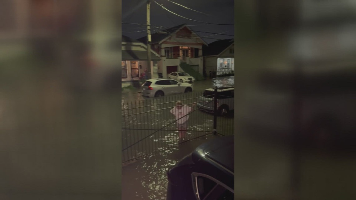 Century-old water main bursts in Uptown New Orleans, flooding streets and triggering boil advisory