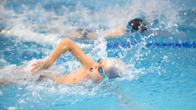 Young swimmers are at increased risk to overtraining injury