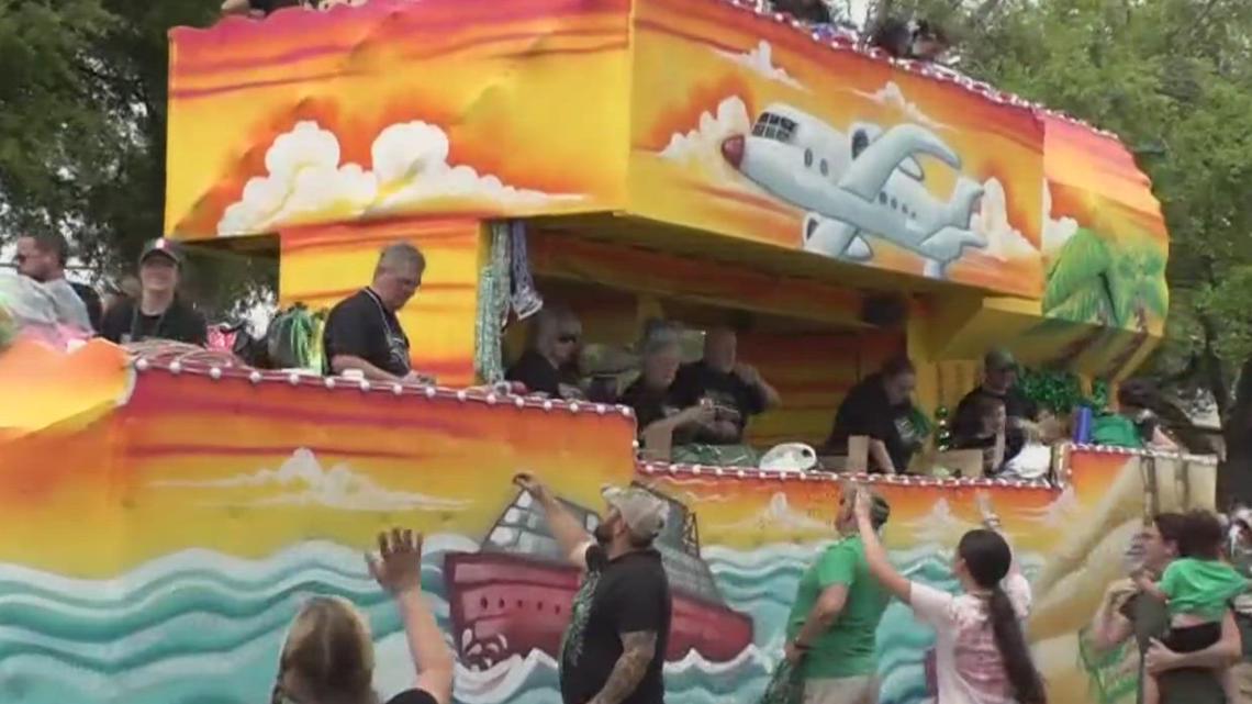 Weather pushes Gretna Italian-Irish Parade start time earlier