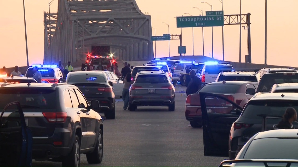 Woman shot on Crescent City Connection still alive; child was in vehicle