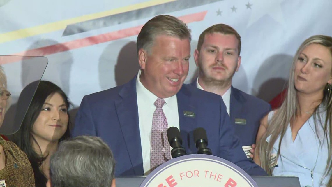 Glaser rolls to easy win over incumbent Zahn in Kenner mayor's race - Vimarsana News