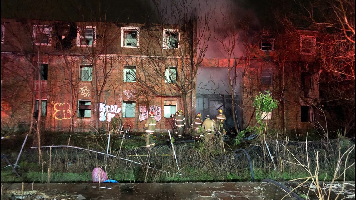 Twoalarm fire at abandoned New Orleans apartment complex