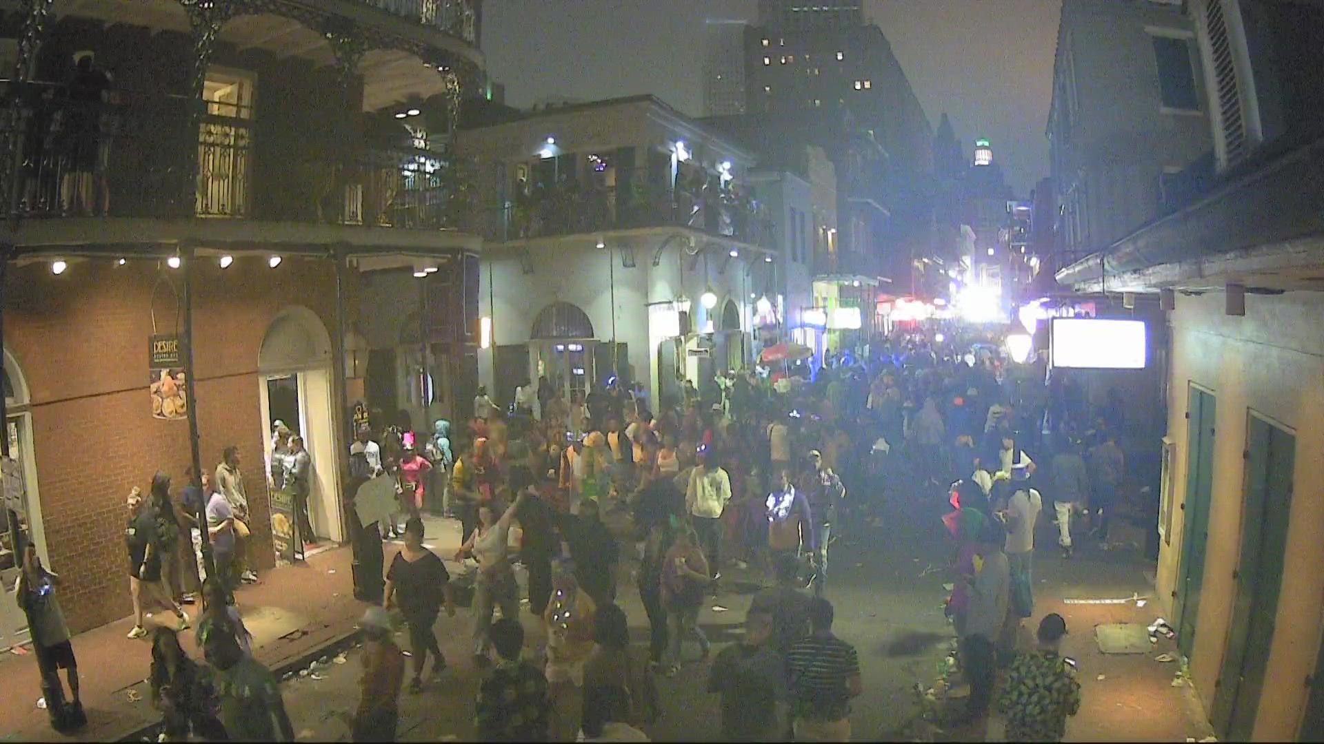 Thousands partying on Bourbon Street as Mardi Gras 2023 comes to a close