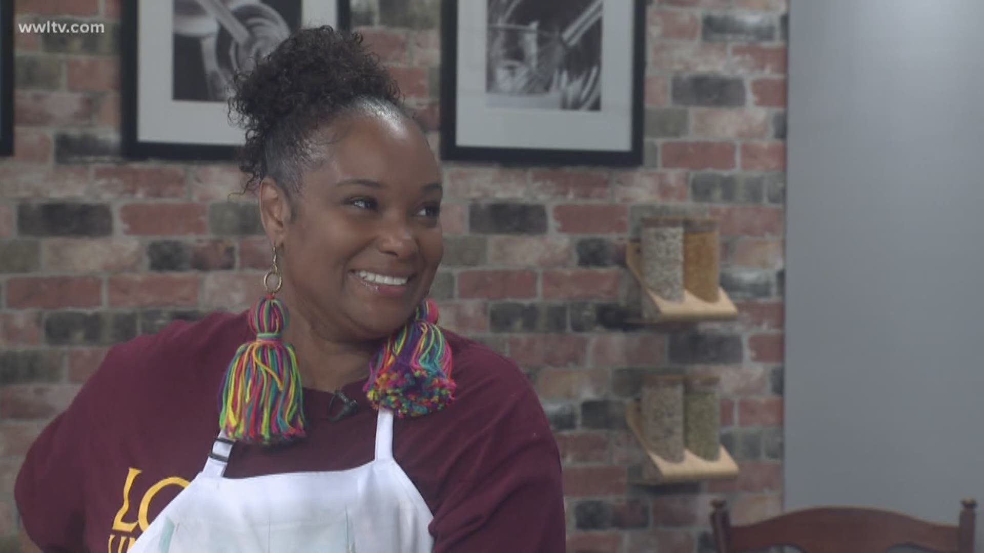 Famed Female Rapper turned Professor Mia X is in the kitchen telling us about her great new role over some delicious Gumbo Wings.