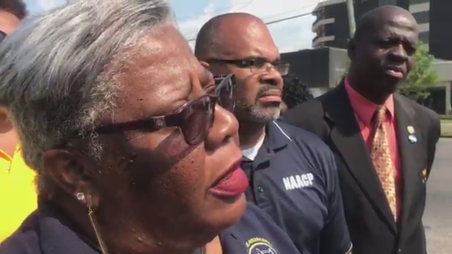 The NAACP is calling for the arrest of the four Jefferson Parish officers involved in a struggle with suspect Keeven Robinson, that left him dead last week.