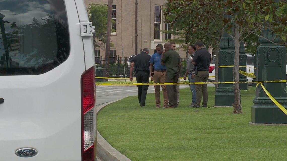 Triple shooting in New Orleans leaves one dead, and 2 injured including ...