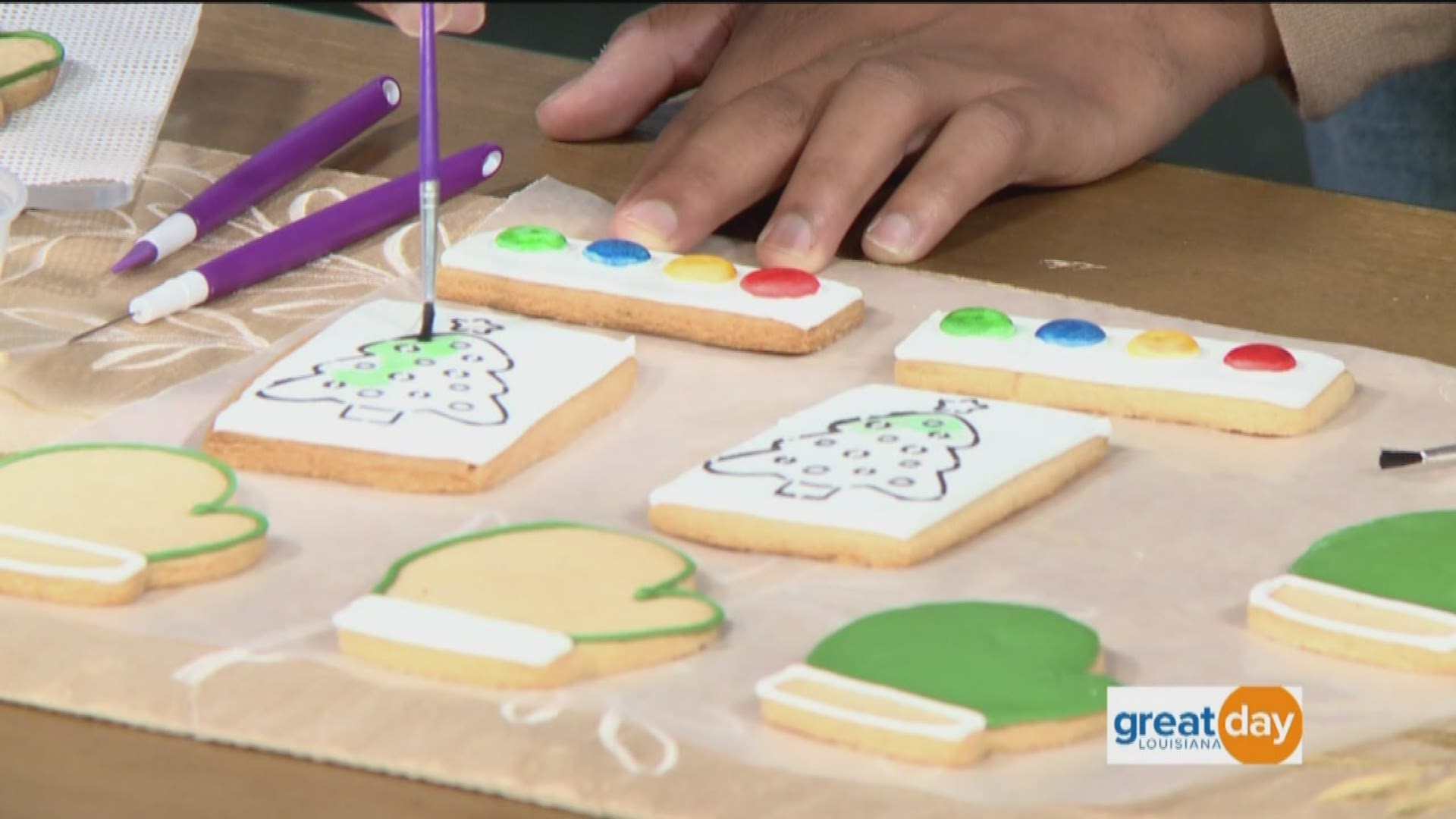 Carol Pfister and Holly Conforte with Old Metairie Cookie Jar shows you easy ways to decorate holiday cookies.