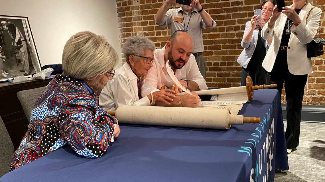 Two Holocaust survivors help preserve histoic The Survivor Torah ...