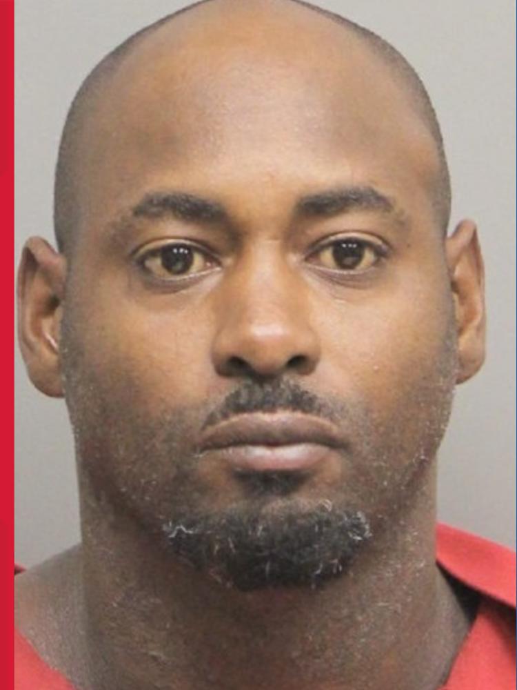 New Orleans police seek suspect in Iberville Street murder | wwltv.com