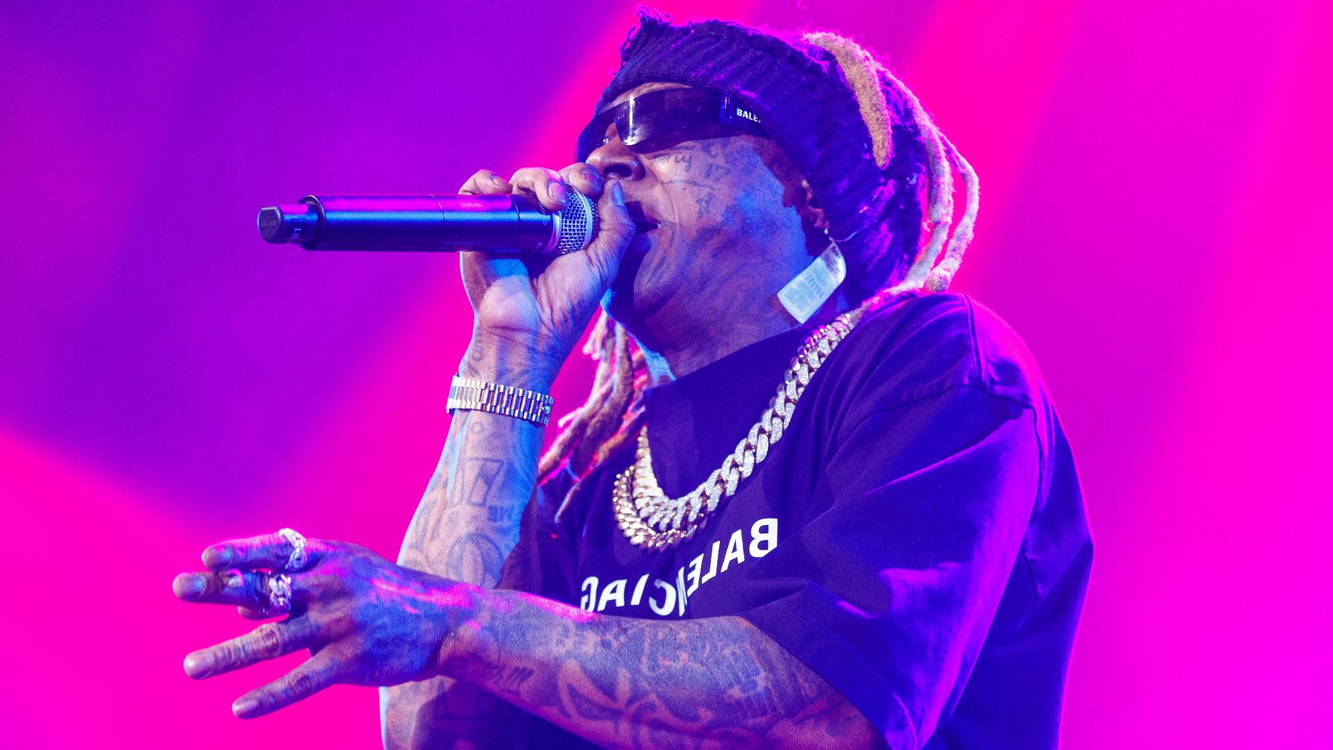 New Orleans' Lil Wayne teases date for 'Carter VI
