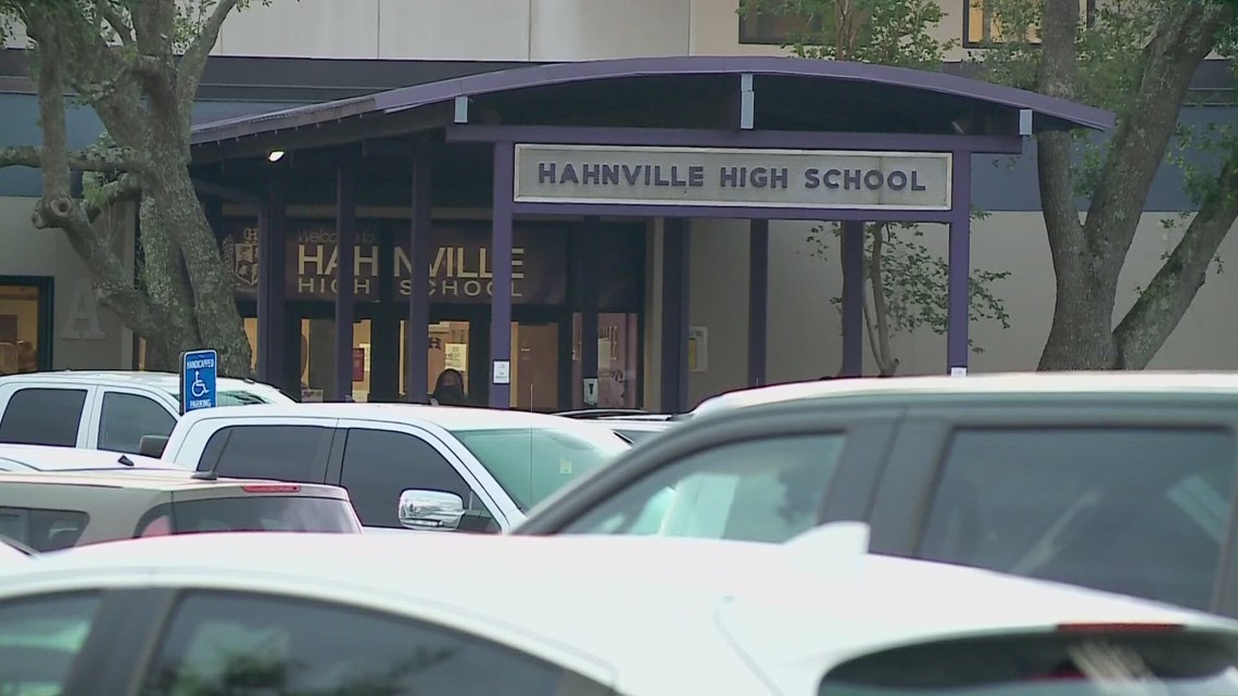 28-year-old who attended Hahnville High wanted to learn English, sheriff says - Vimarsana News