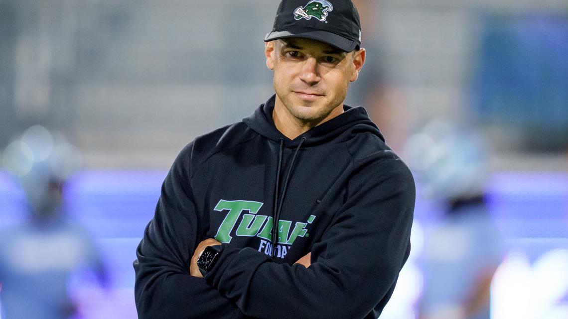 Florida hires Tulane’s Jon Sumrall as next head coach