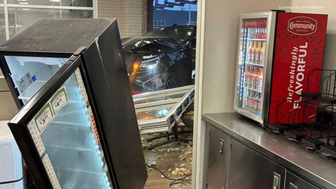 Car plows into Dorignac Food Center in Metairie, forcing temporary closure