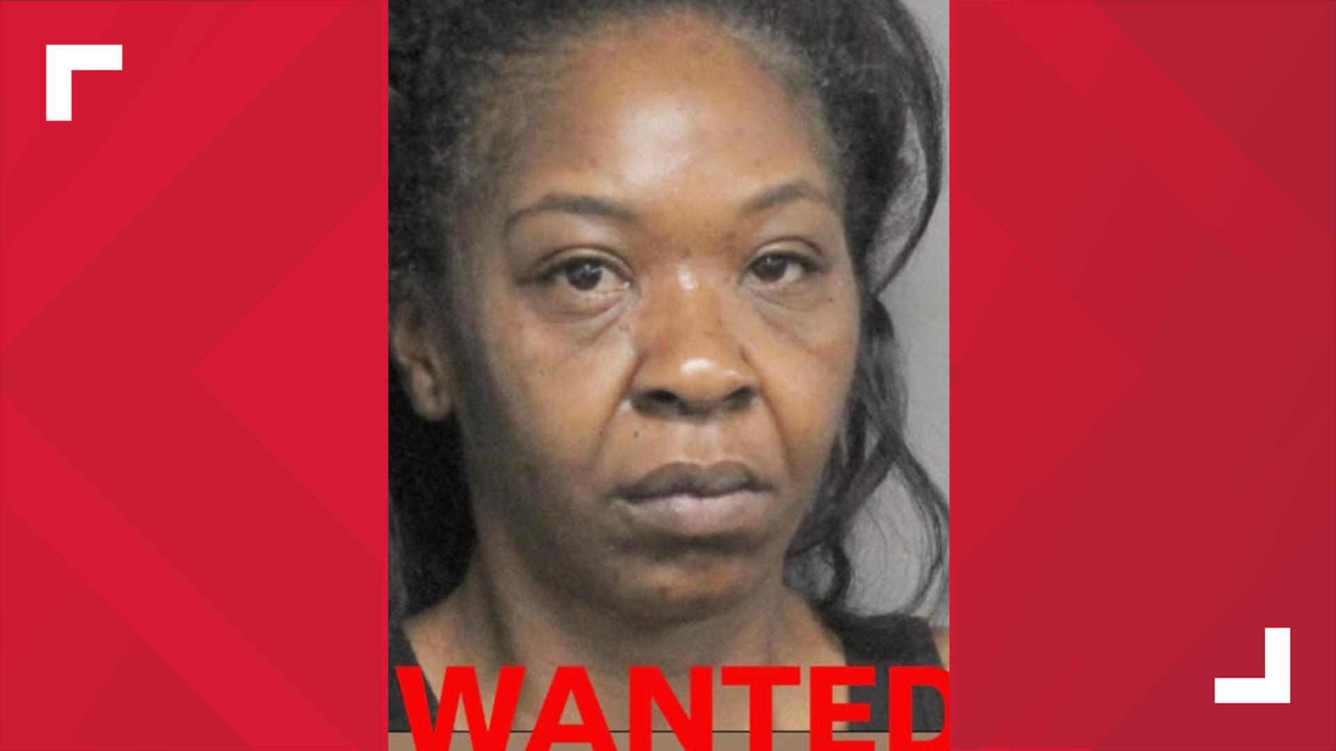 Mom flees police after leaving kids alone in car at Kenner Target ...