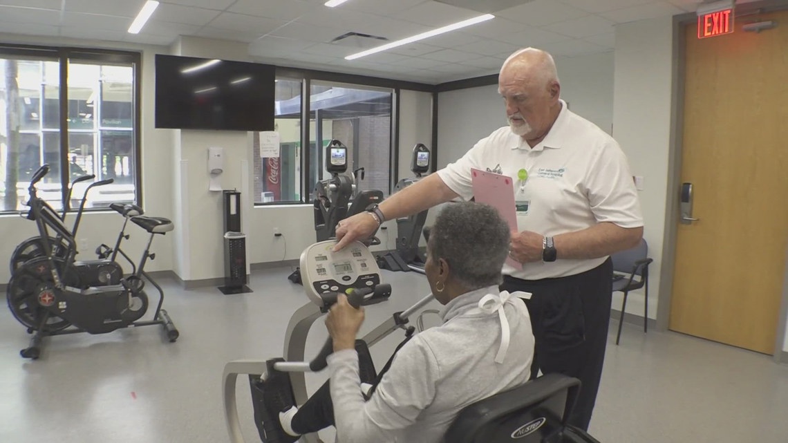 Former cardiac patients turned volunteers support others in cardiac rehab - Vimarsana News