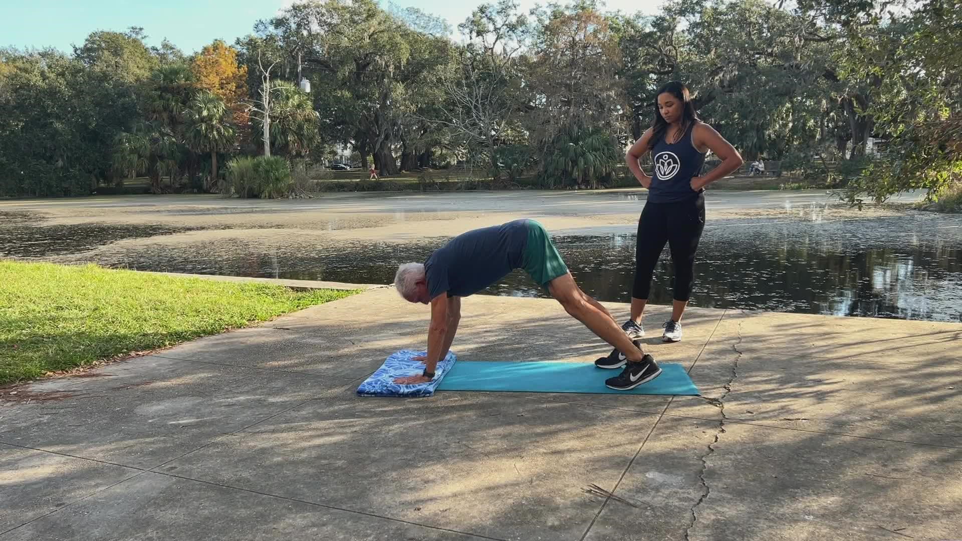 Mackie and April show you one more core workout to end the first month of 2022.