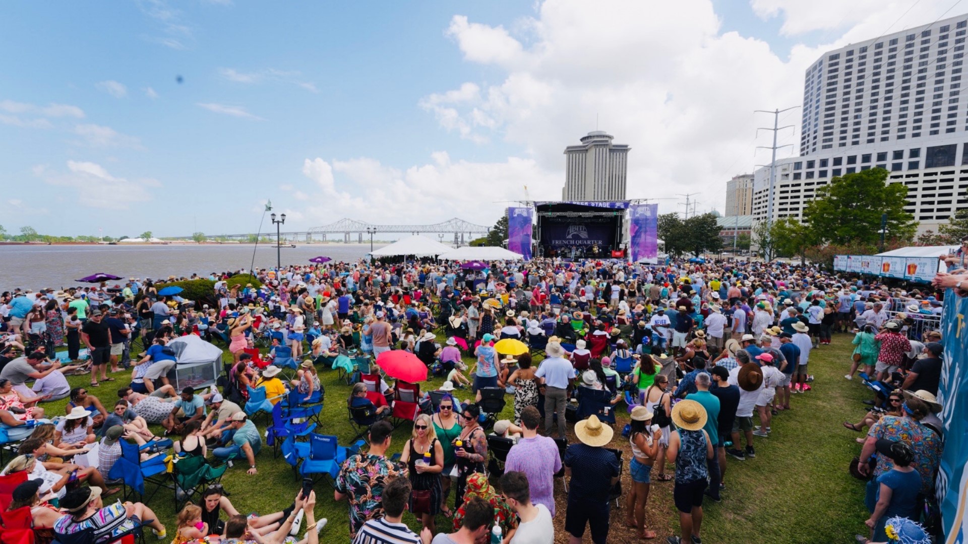 Rain dampens start to sixth day of Jazz Fest, Louisiana Festivals