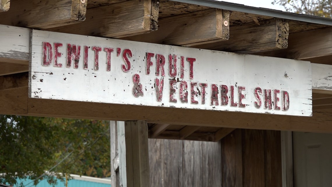 "I'm the last" | Produce stand on River Road has century-old legacy - Vimarsana News