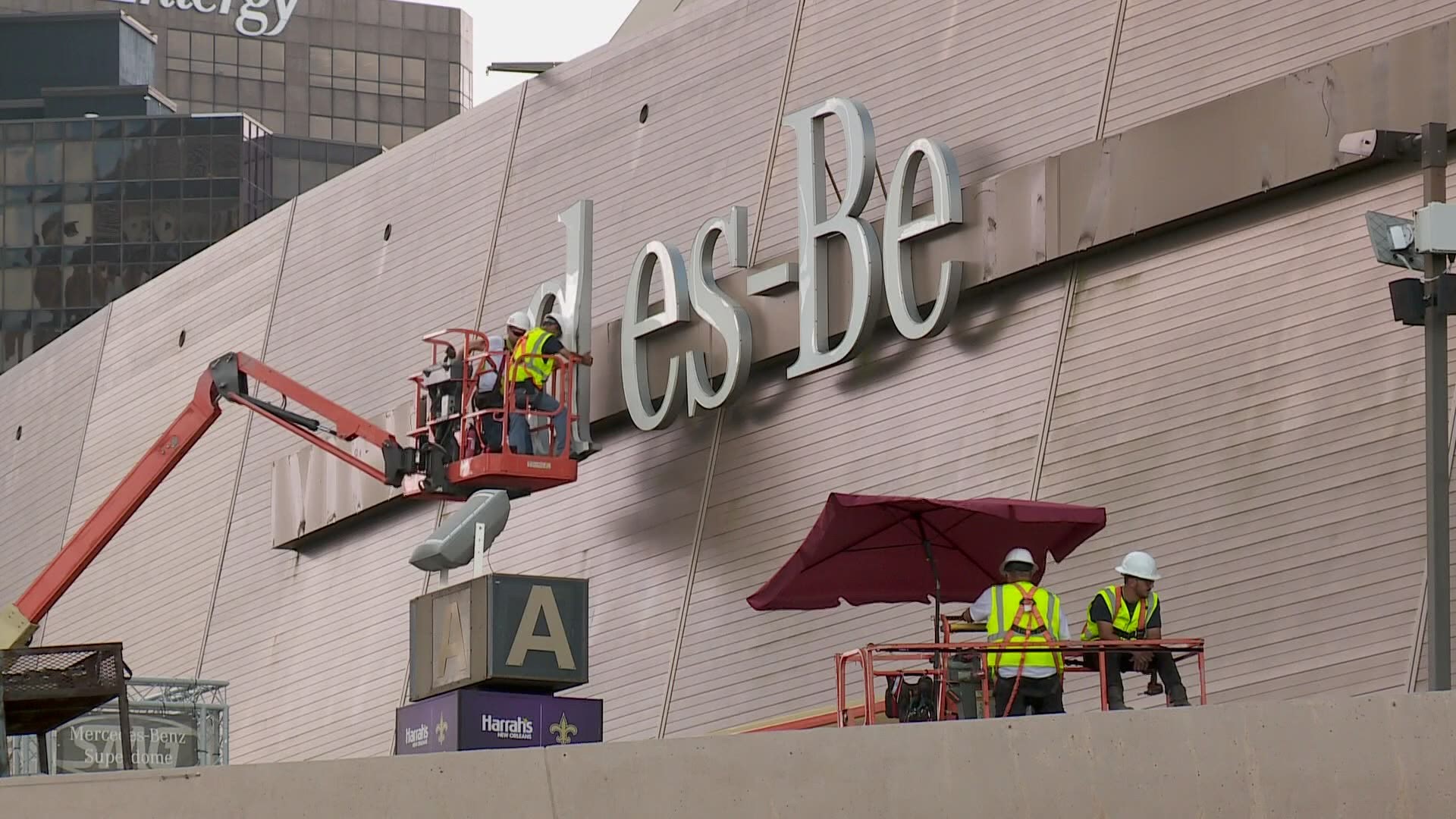 The renaming process has begun for the Superdome as the "Mercedes Benz" was taken off the building.