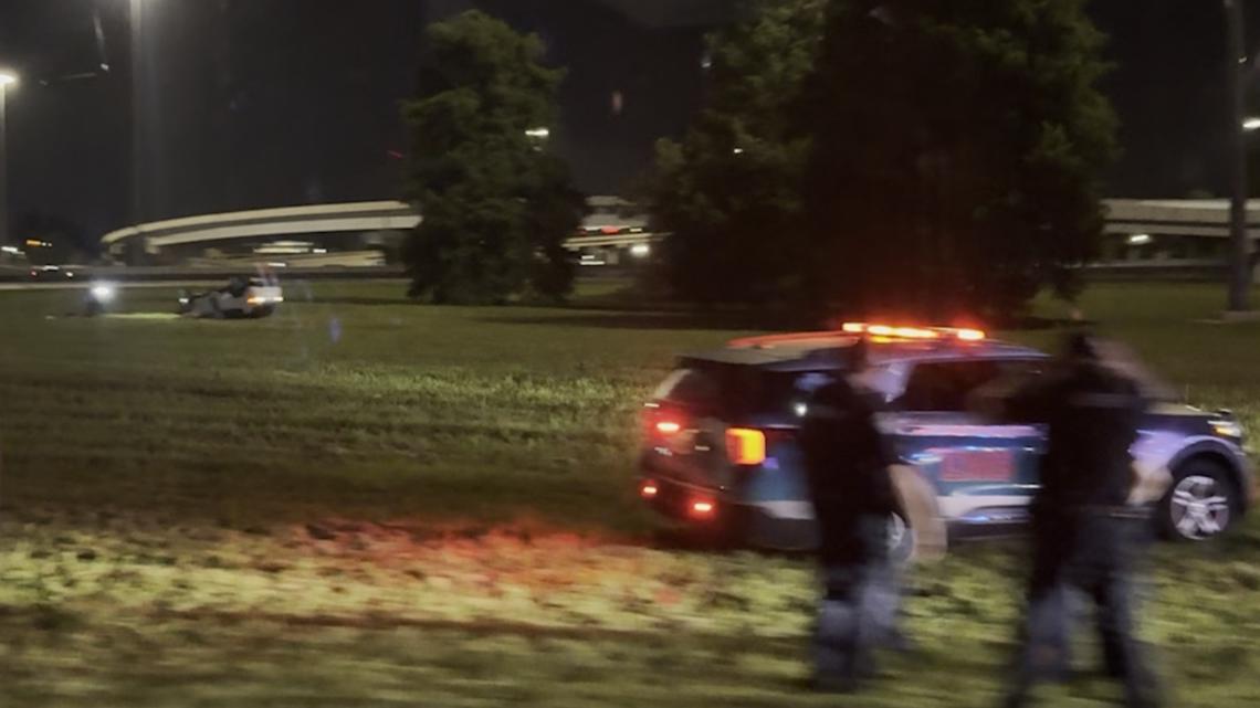 Metairie chase ends in rollover crash on Causeway Boulevard off-ramp, JPSO says
