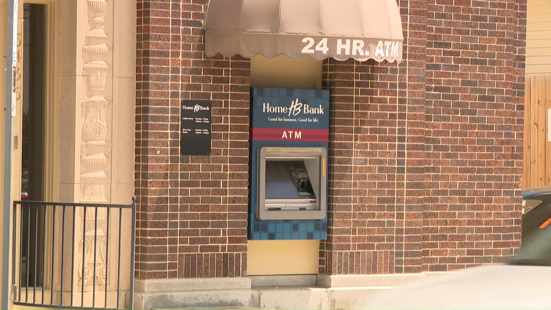 Example Of Magazine Article FBI investigates robbery at Home Bank on Magazine Street | wwltv.com