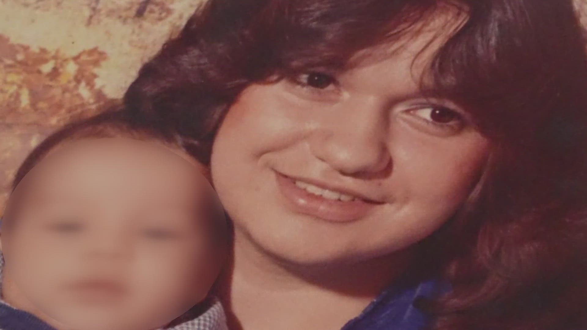 Last year, Paula’s distant cousin believed those rumors, and used them to connect the dots between Paula’s disappearance  and a Jane Doe found in 1989.