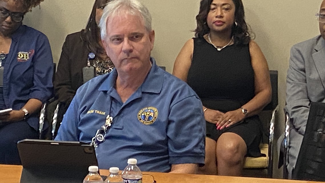 911 board selects interim director after Tyrell Morris' resignation - Vimarsana News