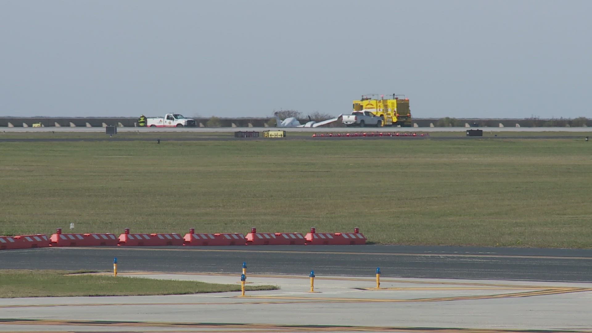 An airport spokesperson told WWL Louisiana that the plane did not crash and there were no injuries.