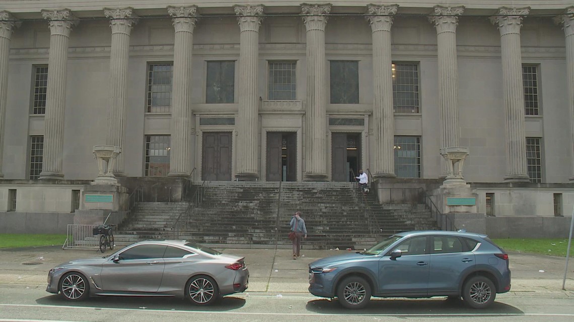 Last-minute rewrite reshuffles which New Orleans criminal judges would lose seats