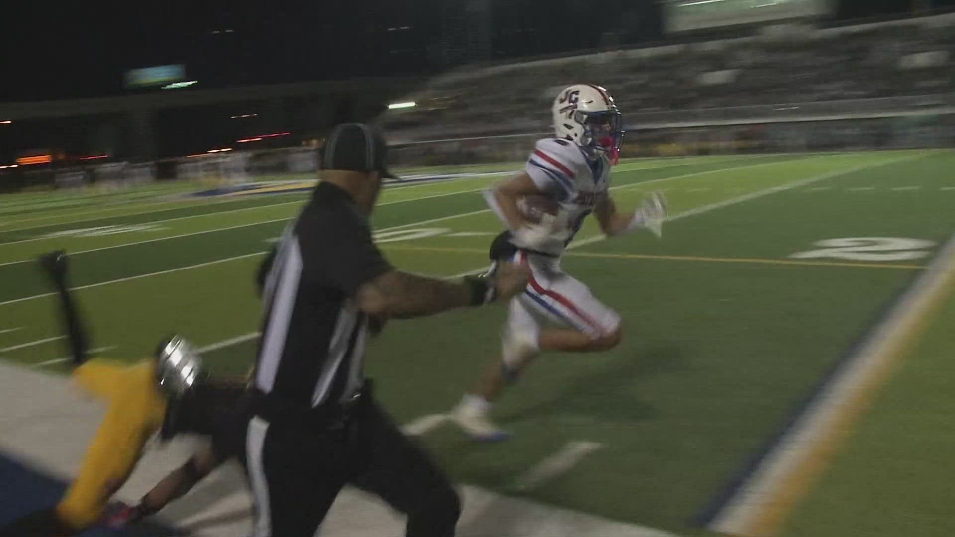 Friday Nov. 3 game highlights. John Curtis beat Karr 41-7 and St. Paul's win against Fontainebleau 38-21.