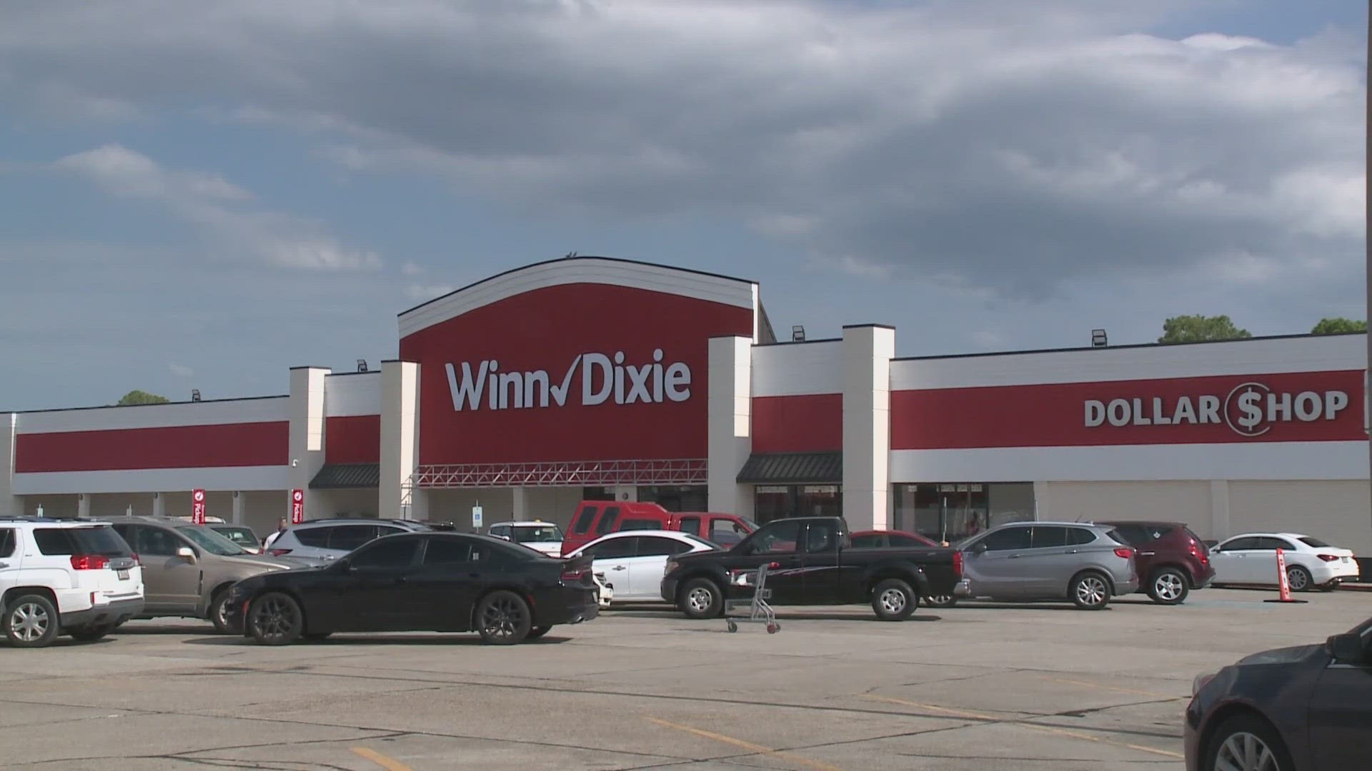 Aldi buys Winn Dixie.