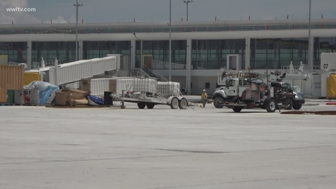 Baggage Handler At Armstrong Airport Killed In Accident Flipboard 1633