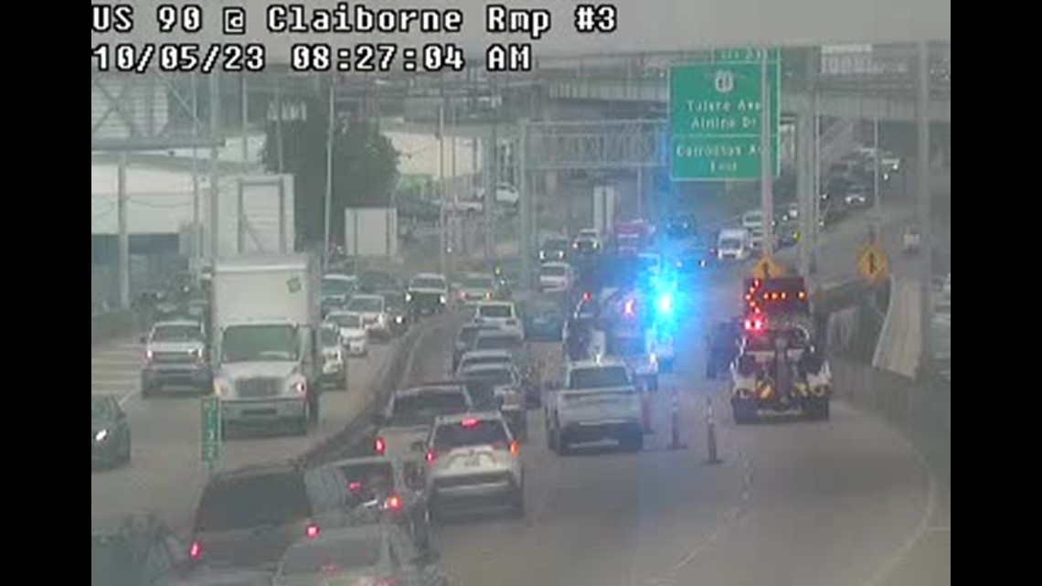 Crash on Pontchartrain Expressway caused a major backup across Crescent