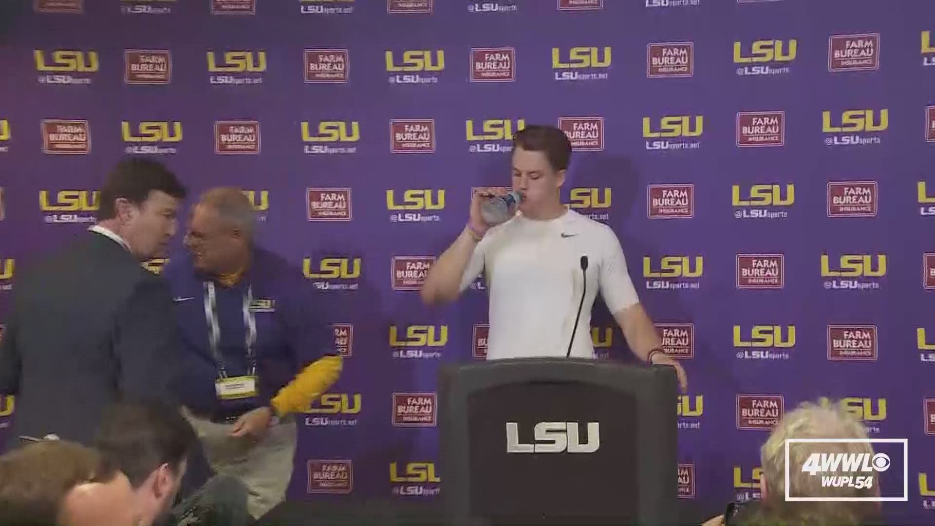 Burrow Named Walter Camp Player of the Year – LSU